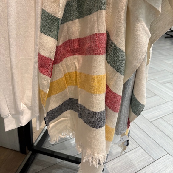 BNWT Hudson’s Bay Company HBC Stripes Multistripe hammam wrap scarf towel cover - Picture 5 of 8